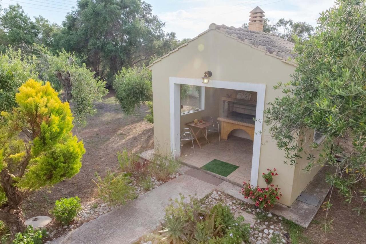 Villa Adonis Halikounas Exterior foto