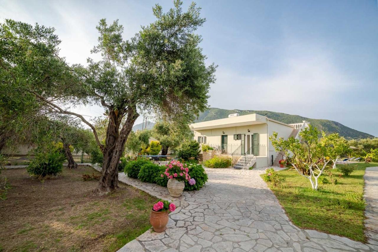 Villa Adonis Halikounas Exterior foto
